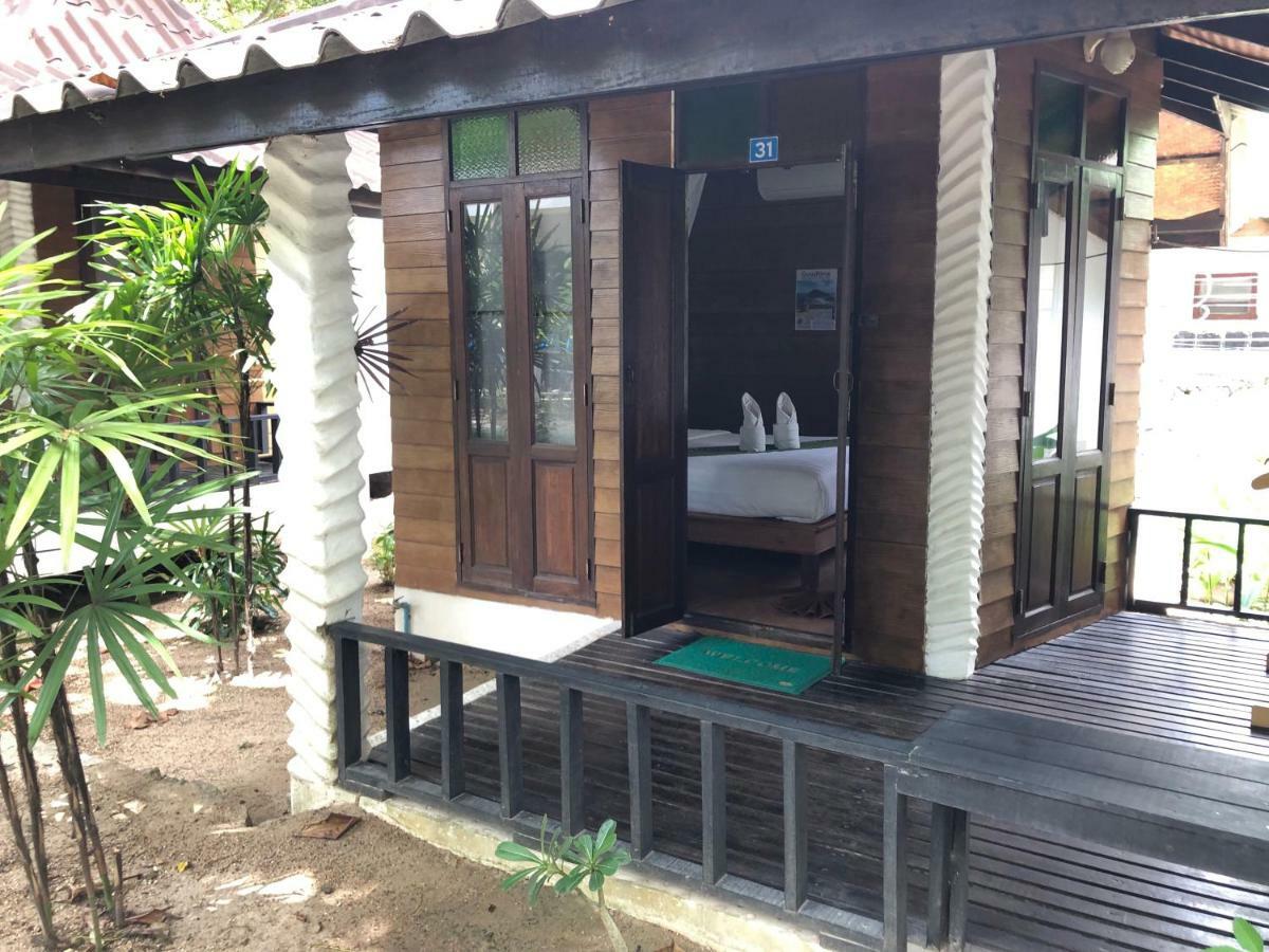 Goodtime 4P Resort Koh Tao Exterior photo